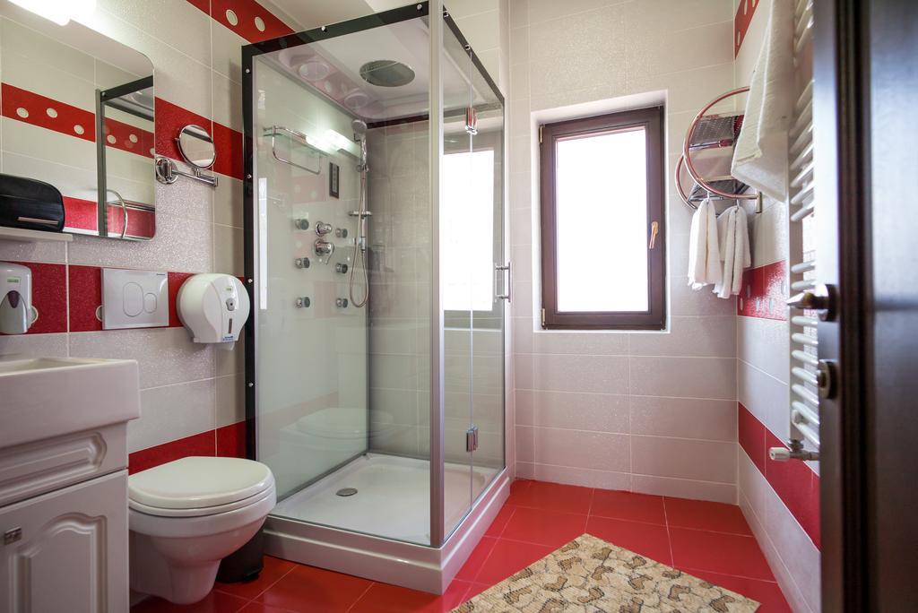 Pensiunea Royal Spa Piatra Neamţ 部屋 写真